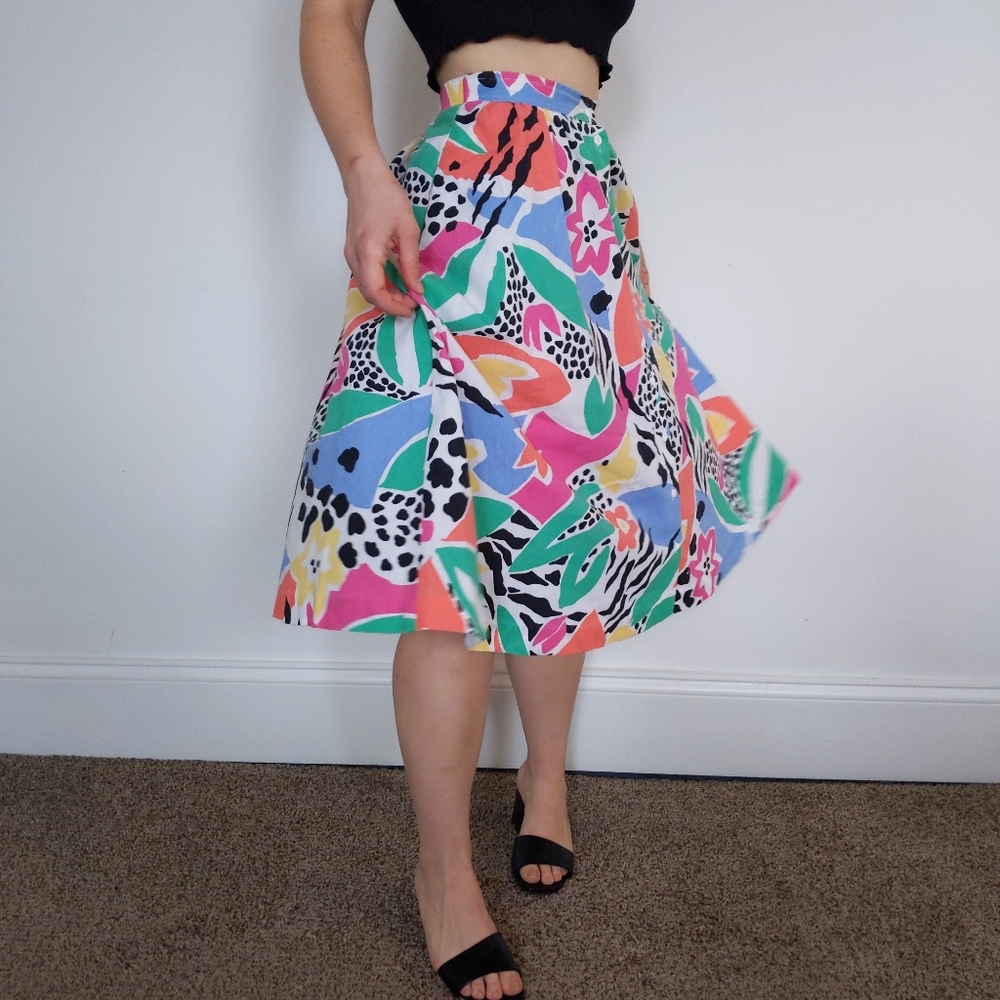Colorful midi skirt